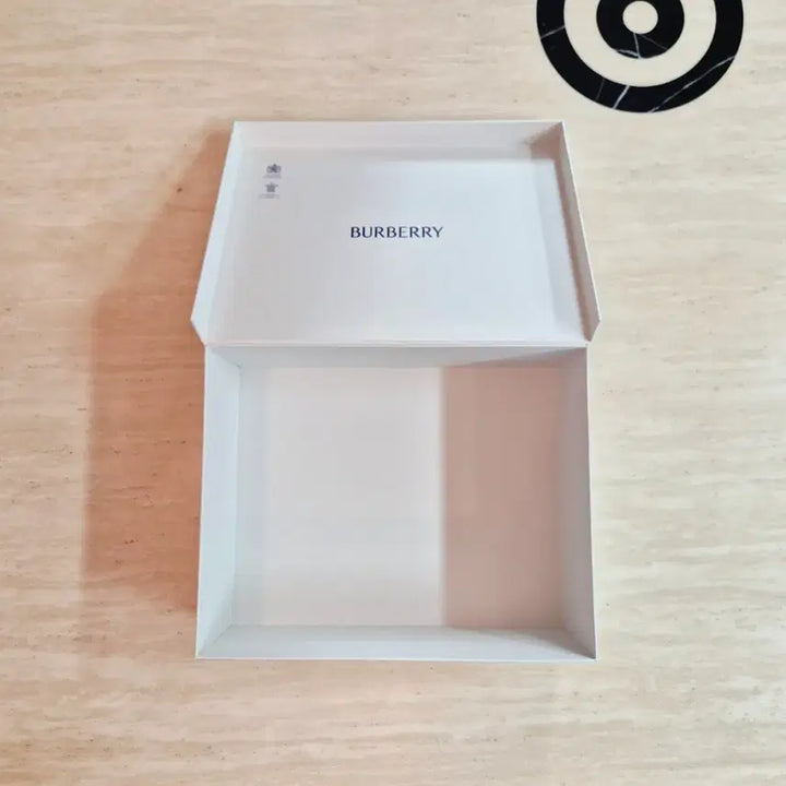 [BUNJANG] Burberry Gift Set / [백화점정품]버버리 가방 박스+쇼핑백+리본+속지 풀구성품,버버리 가방