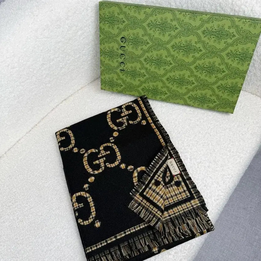 [BUNJANG] Gucci GG Logo Black Muffler Scarf / 구찌 GG 로고 블랙 머플러 스카프