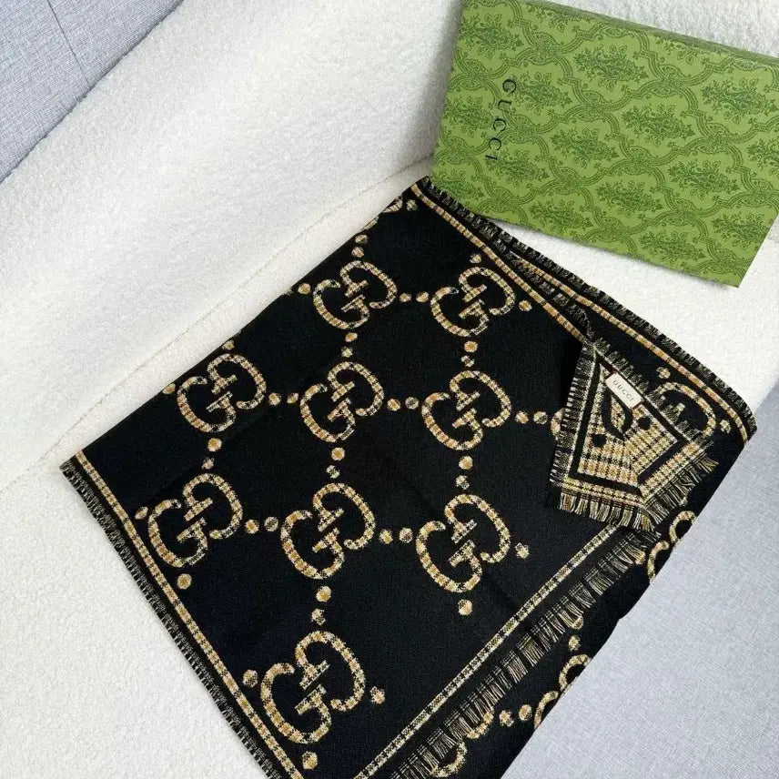 [BUNJANG] Gucci GG Logo Black Muffler Scarf / 구찌 GG 로고 블랙 머플러 스카프