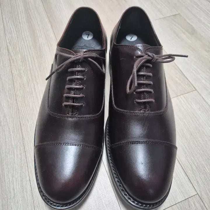 [BUNJANG] Thursday Boot Oxford (Brown) Shoes / (250)Thursday Boot Oxford