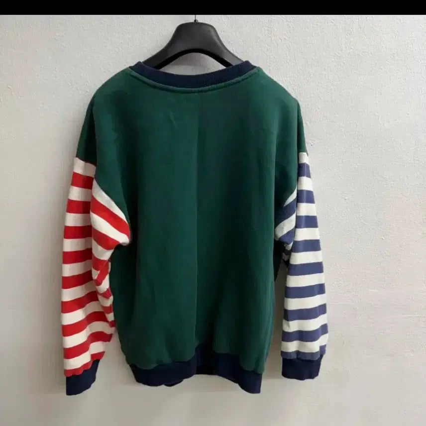 [BUNJANG] Adidas Star Pattern Print Sweatshirt (85) / 아디다스 스타 패턴 프린팅 맨투맨 (85)