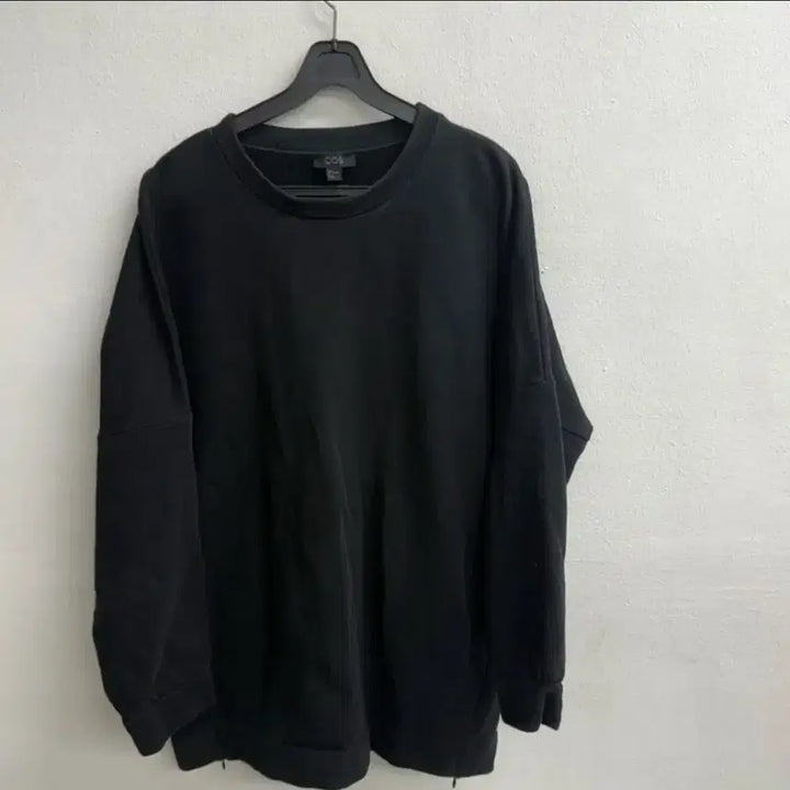 [BUNJANG] COS Minimalist Black Oversized Sweatshirt L / COS 코스 오버핏 미니멀 블랙 맨투맨 L