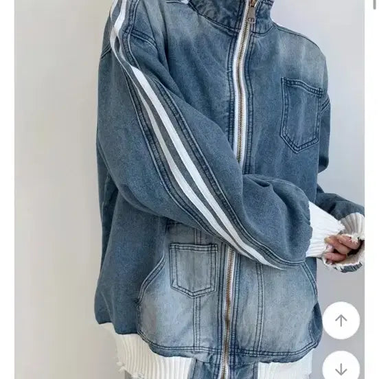 [BUNJANG] Avely Ribbed Track Denim Zip-up / *당일발송* 새상품 에이블리 시보리 트랙 데님 집업