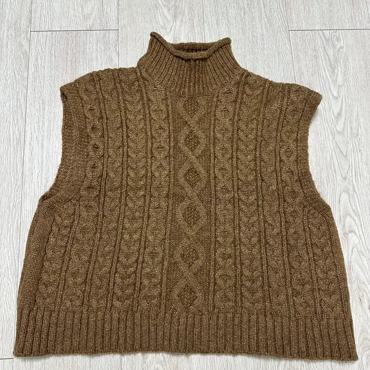 [BUNJANG] Yan13 Knit Vest / 얀13 니트베스트