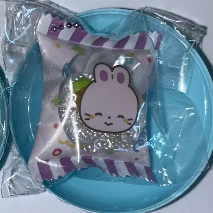 [BUNJANG] Dreamcatcher Suhyun Cookie Keyring / 잠뜰 픽셀리 과자 캡슐 키링 수현