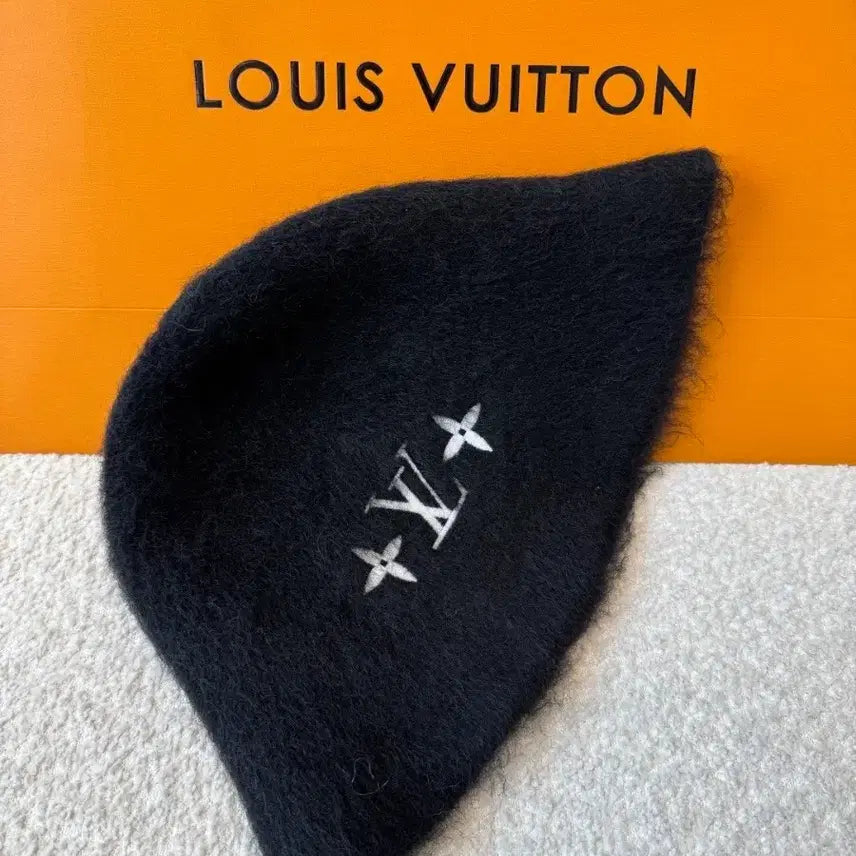 [BUNJANG] Louis Vuitton Black Bucket Hat / 루이비통 블랙 벙거지 모자 구매