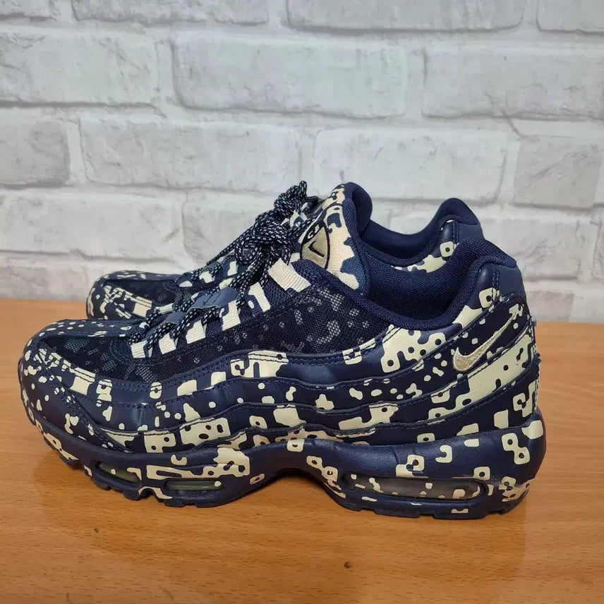 [BUNJANG] Nike Cav Empt Air Max 270 Sneakers / 나이키카브엠트에어맥스270