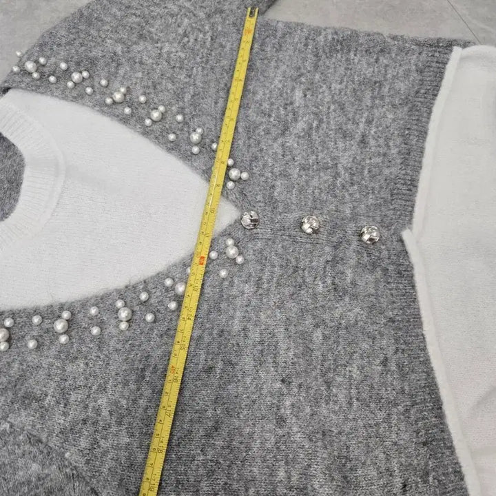 [BUNJANG] V-Pearl Knit Cardigan / [미착용/새제품] 브이 진주 니트