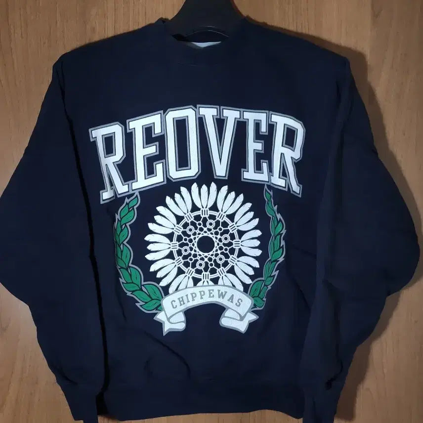 [BUNJANG] Riover Collection Sweatshirt / 리오버 맨투맨 105