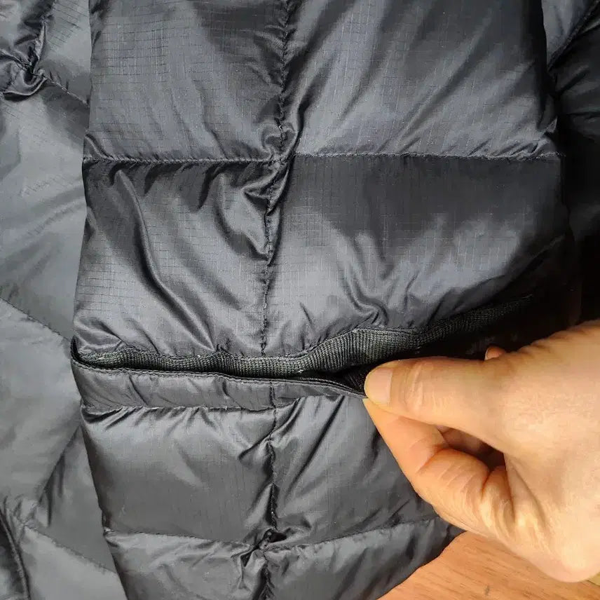 [BUNJANG] EASTLOGUE Goose Down Crew Neck Padded Jacket / EASTLOGUE 블랙 구스패딩 크루넥m