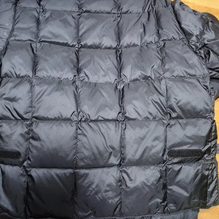 [BUNJANG] EASTLOGUE Goose Down Crew Neck Padded Jacket / EASTLOGUE 블랙 구스패딩 크루넥m