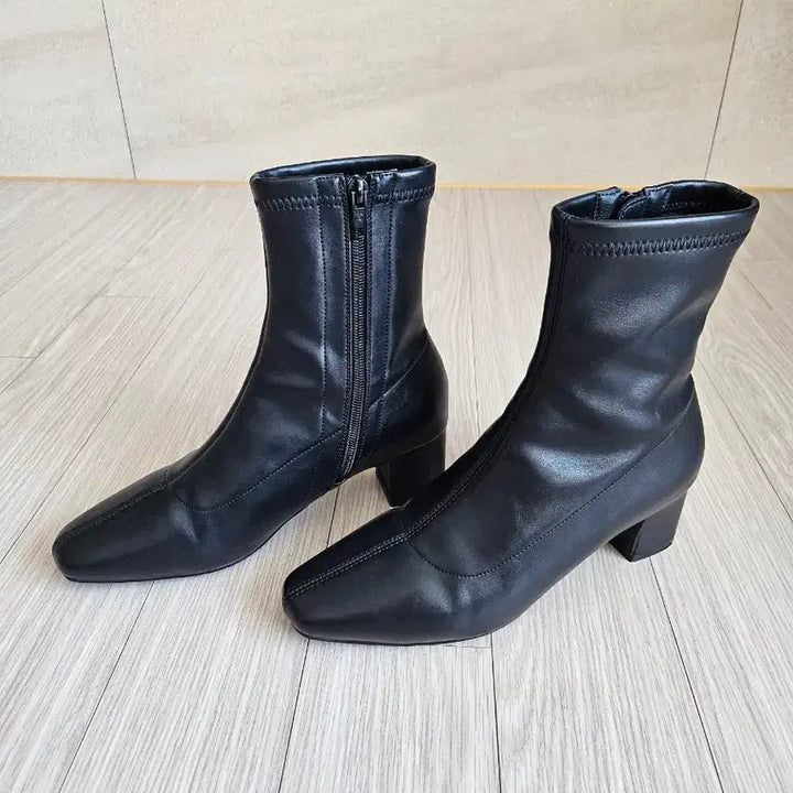 [BUNJANG] SAPPUN HOREIN Ankle Boots (Black) / 사뿐 호레인 삭스 앵클부츠 블랙 235 (5cm)/여분굽 포함