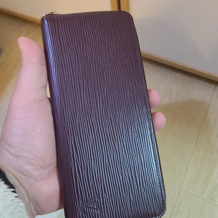 [SOLD OUT] 루이비통 클레망스 지퍼 장지갑