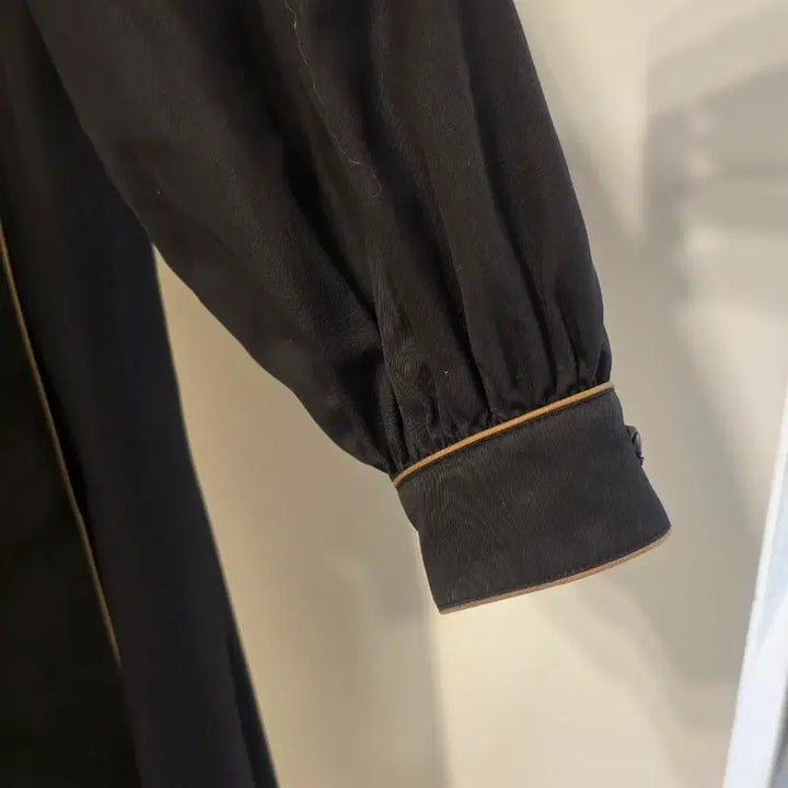 [BUNJANG] Yves Saint Laurent High Neck Coat / 입생로랑  하이넥코트