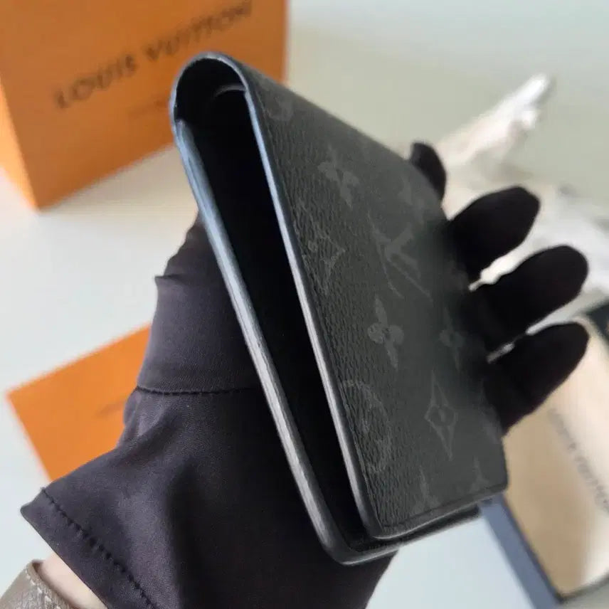 [BUNJANG] Louis Vuitton Monogram Eclipse Wallet / [새상품/정품/당일배송] 루이비통 모노그램 이클립스 반지갑