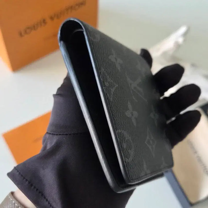 [BUNJANG] Louis Vuitton Monogram Eclipse Wallet / [새상품/정품/당일배송] 루이비통 모노그램 이클립스 반지갑