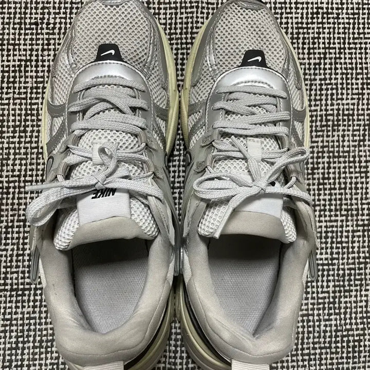 [BUNJANG] Nike Y2K Run Silver / [나이키 Y2K 런 / 실버]