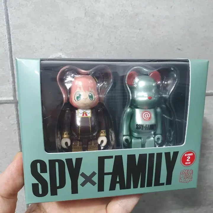 [BUNJANG] Spy X Family Anya Forger Bearbrick Figure / 스파이 패밀리 베어브릭 아냐포저