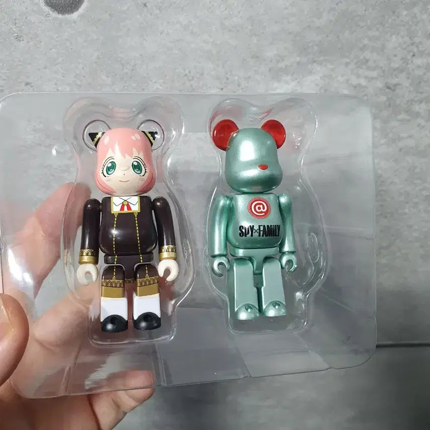 [BUNJANG] Spy X Family Anya Forger Bearbrick Figure / 스파이 패밀리 베어브릭 아냐포저