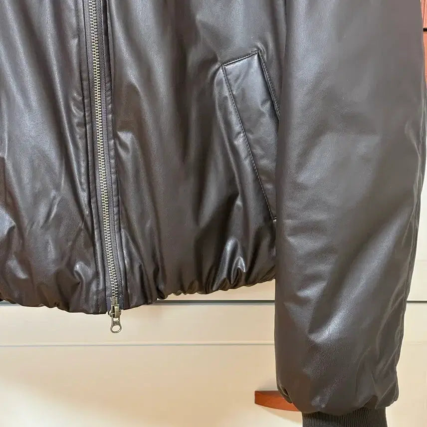 [BUNJANG] OiOi Leather Padded Jacket Brown M / 오아이오아이 레더 패딩 브라운M