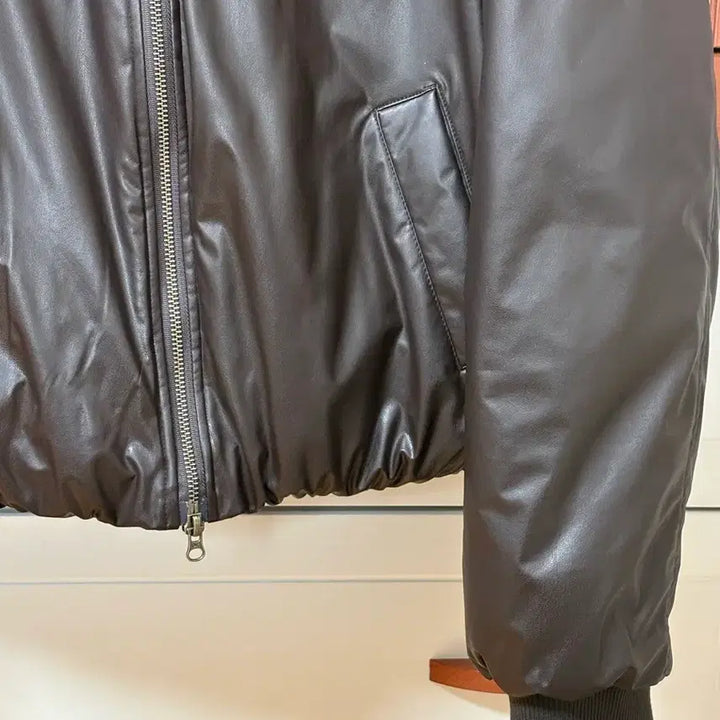 [BUNJANG] OiOi Leather Padded Jacket Brown M / 오아이오아이 레더 패딩 브라운M