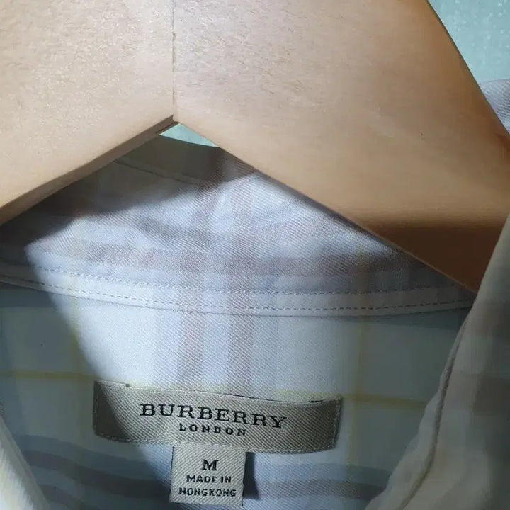 [BUNJANG] Burberry Check Shirt (Size M) / 버버리 체크 셔츠 M 100