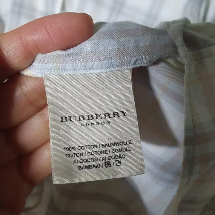 [BUNJANG] Burberry Check Shirt (Size M) / 버버리 체크 셔츠 M 100