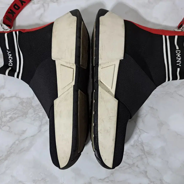 [BUNJANG] DKNY Marnie Sneakers 240 / DKNY 마르니 스니커즈 240 (신1161)