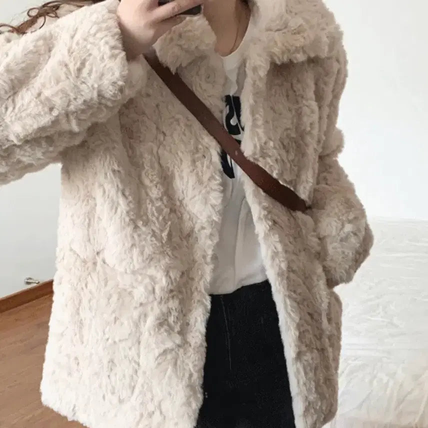 [BUNJANG] Ivory Beige Fur Jacket / 아이보리베이지색 퍼 자켓