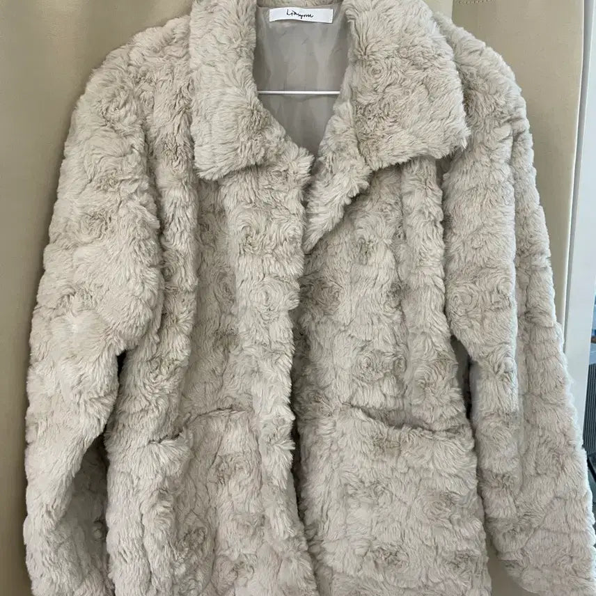 [BUNJANG] Ivory Beige Fur Jacket / 아이보리베이지색 퍼 자켓