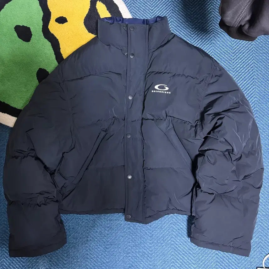 [BUNJANG] Reversible Loop Icon Padded Jacket / [2]발렌시아가 리버시블 루프 아이콘 패딩