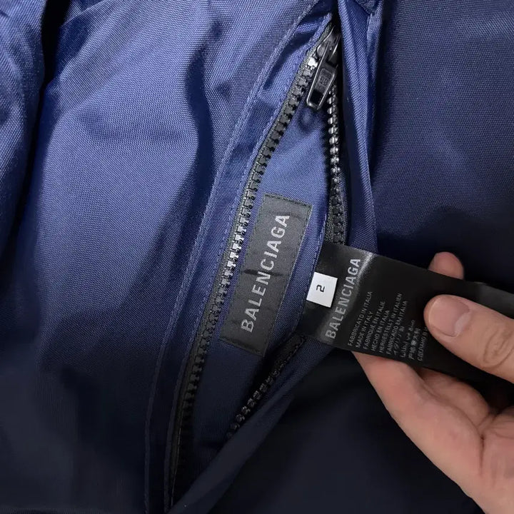 [BUNJANG] Reversible Loop Icon Padded Jacket / [2]발렌시아가 리버시블 루프 아이콘 패딩