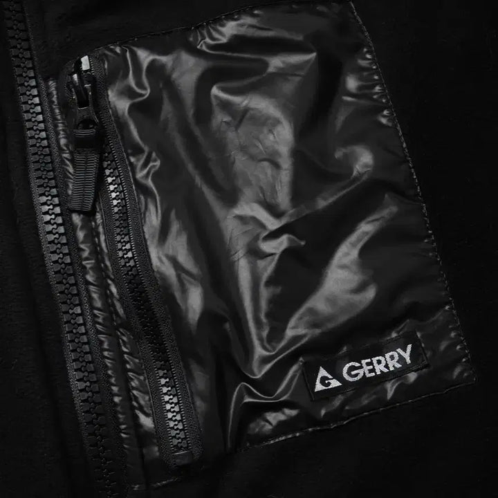 [BUNJANG] GERRY Oversized Reversible Fleece Jacket / GERRY Oversized Reversible Fleece Jacket