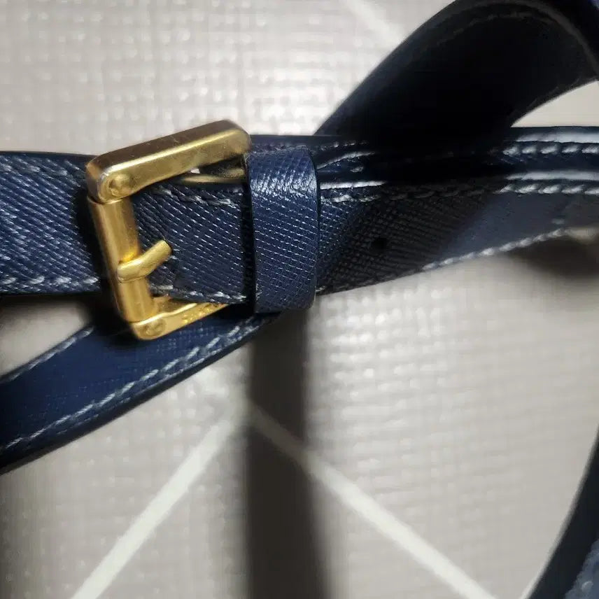 [BUNJANG] Hazzys Saffiano Satchel Bag / 헤지스 사피아노 사첼백