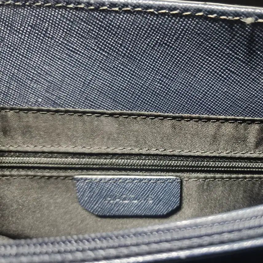 [BUNJANG] Hazzys Saffiano Satchel Bag / 헤지스 사피아노 사첼백