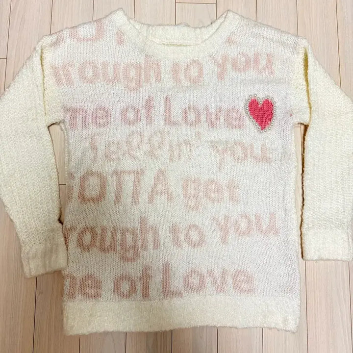 [BUNJANG] Lovelyz Jisoo Lettering Knit / 리즈리사 레터링 니트