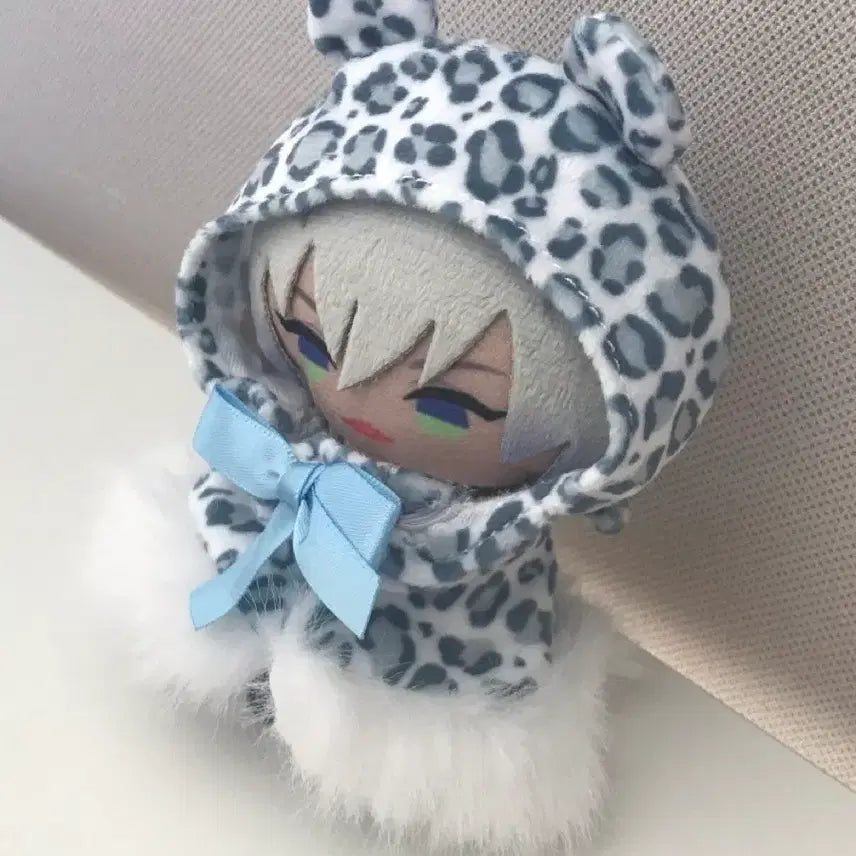 [BUNJANG] NIJISANJI Ibrahim Nijdytoka Pape Puppet Set with Leopard Poncho / 니지산지 이브라힘 니지다토카 파페 퍼펫토 오키가에 판쵸 일괄 판매