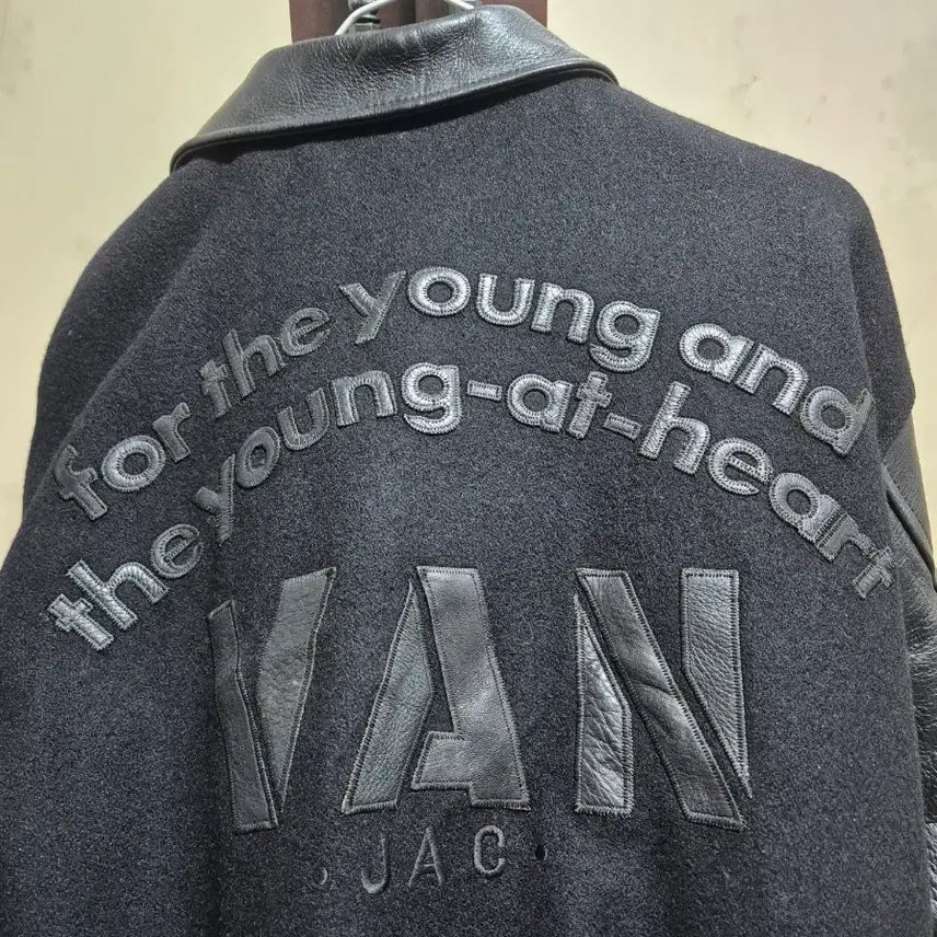 [BUNJANG] VAN JAC Varsity Jacket Black Leather / [L]90s VAN JAC 바시티 자켓 블랙 소가죽 래더 100 M L