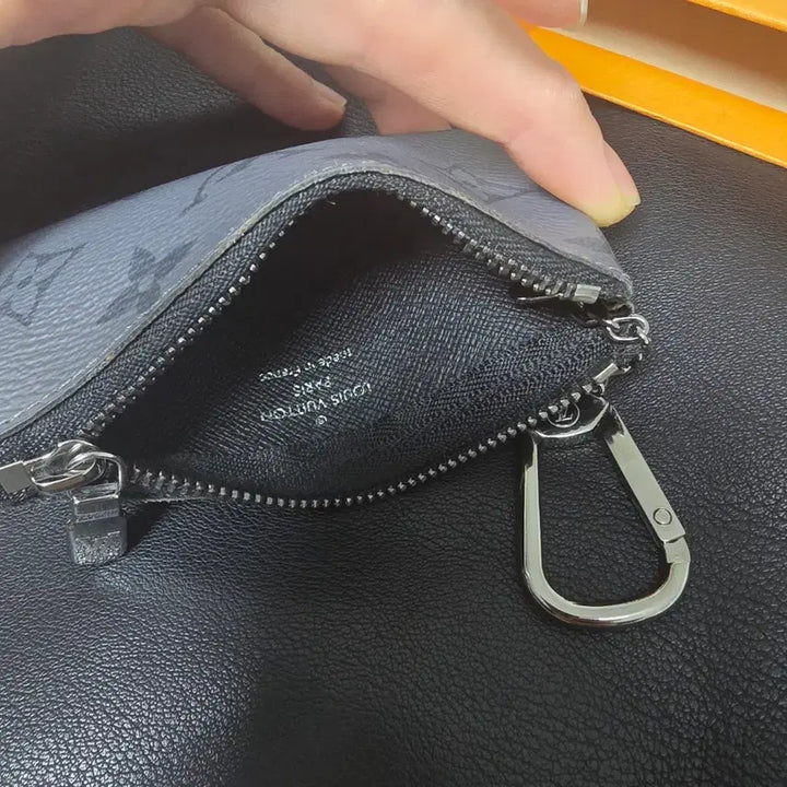 [BUNJANG] Louis Vuitton Monogram Keyring Card Pouch / 루이비통 블랙 모노그램 키링 카드지갑 키파우치
