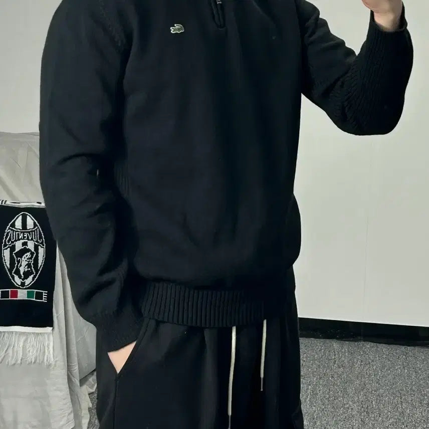 [BUNJANG] Lacoste Black Arm Patch Half-Zip Knit / 라코스테 블랙 암패치 하프집업 니트