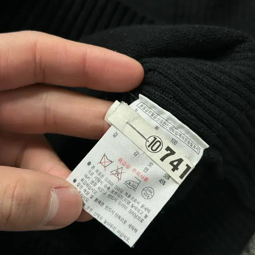 [BUNJANG] Lacoste Black Arm Patch Half-Zip Knit / 라코스테 블랙 암패치 하프집업 니트