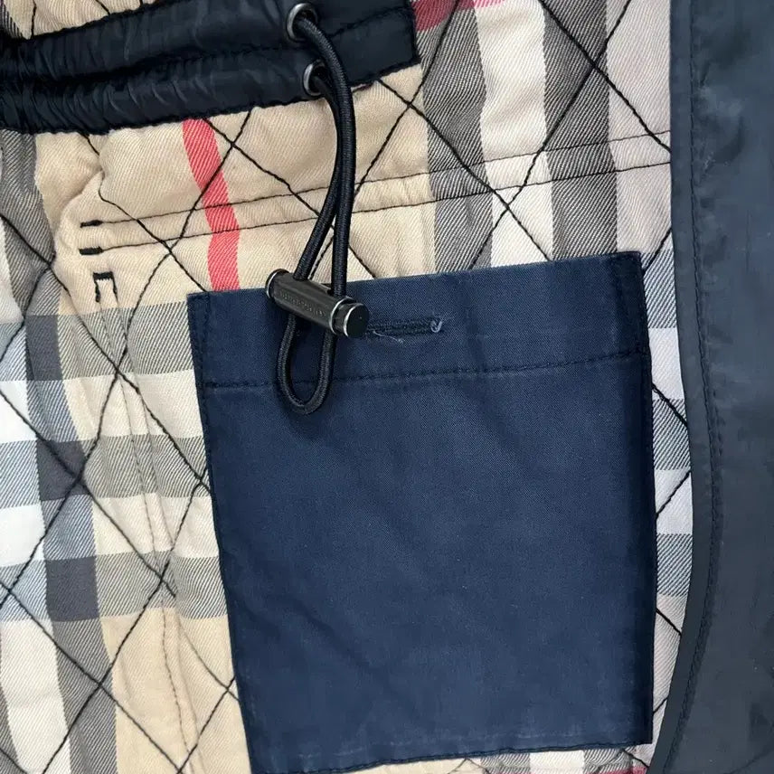 [BUNJANG] Burberry Brit Black Quilted Jacket S / 버버리 브릿 블랙 퀼팅 자켓 S 정품