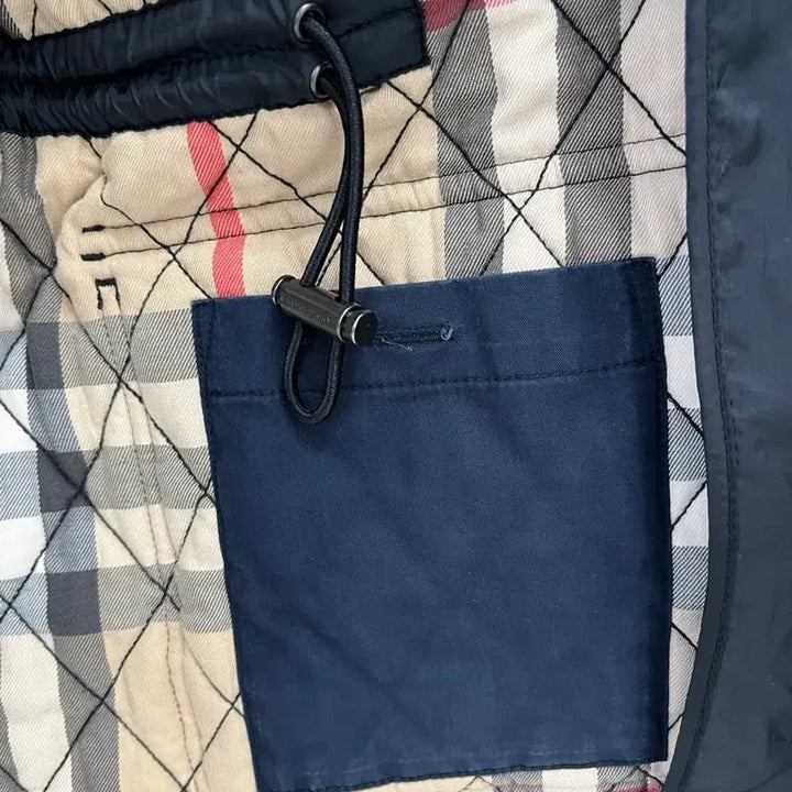 [BUNJANG] Burberry Brit Black Quilted Jacket S / 버버리 브릿 블랙 퀼팅 자켓 S 정품