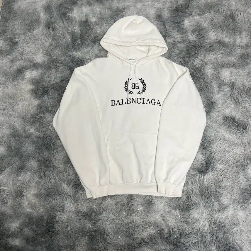 [BUNJANG] Balenciaga Laurel Wreath Hoodie / {M size} 발렌시아가 월계수 후드티