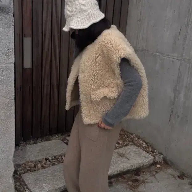 [BUNJANG] 11am Real Lambswool Vest Beige / 11am 리얼양털베스트 베이지색상