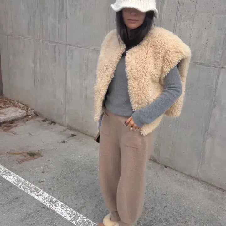 [BUNJANG] 11am Real Lambswool Vest Beige / 11am 리얼양털베스트 베이지색상