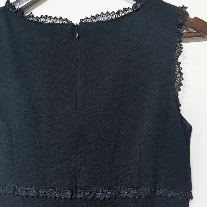 [BUNJANG] Vintage Lace Mini Tank Dress / 일본빈티지레이스 미니콩단추 민소매 나시원피스 블랙모리걸하구미룩갸루y2k