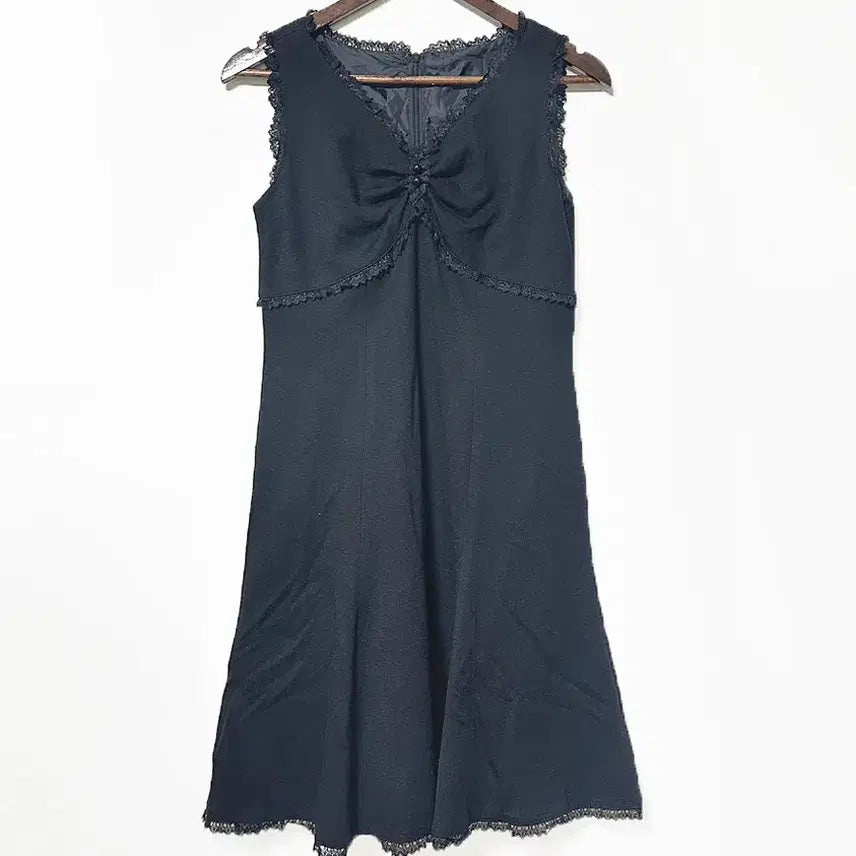 [BUNJANG] Vintage Lace Mini Tank Dress / 일본빈티지레이스 미니콩단추 민소매 나시원피스 블랙모리걸하구미룩갸루y2k
