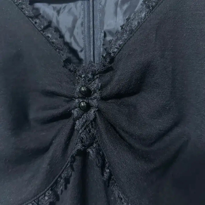 [BUNJANG] Vintage Lace Mini Tank Dress / 일본빈티지레이스 미니콩단추 민소매 나시원피스 블랙모리걸하구미룩갸루y2k
