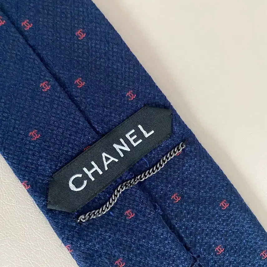 [BUNJANG] Chanel Navy Necktie / (정품) 샤넬 넥타이팝니다.